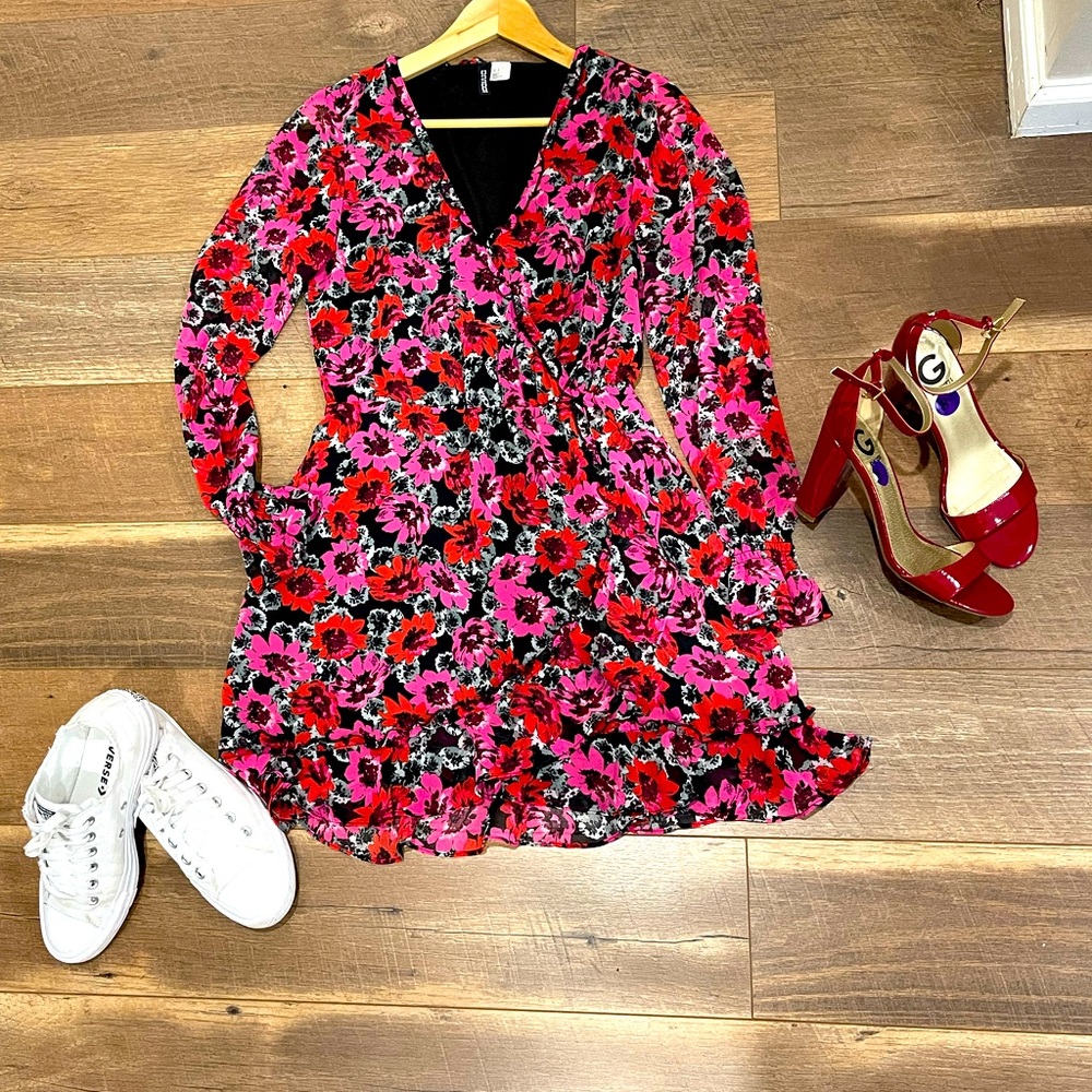 Pink and Rose Floral Dress🌹🌹🌹